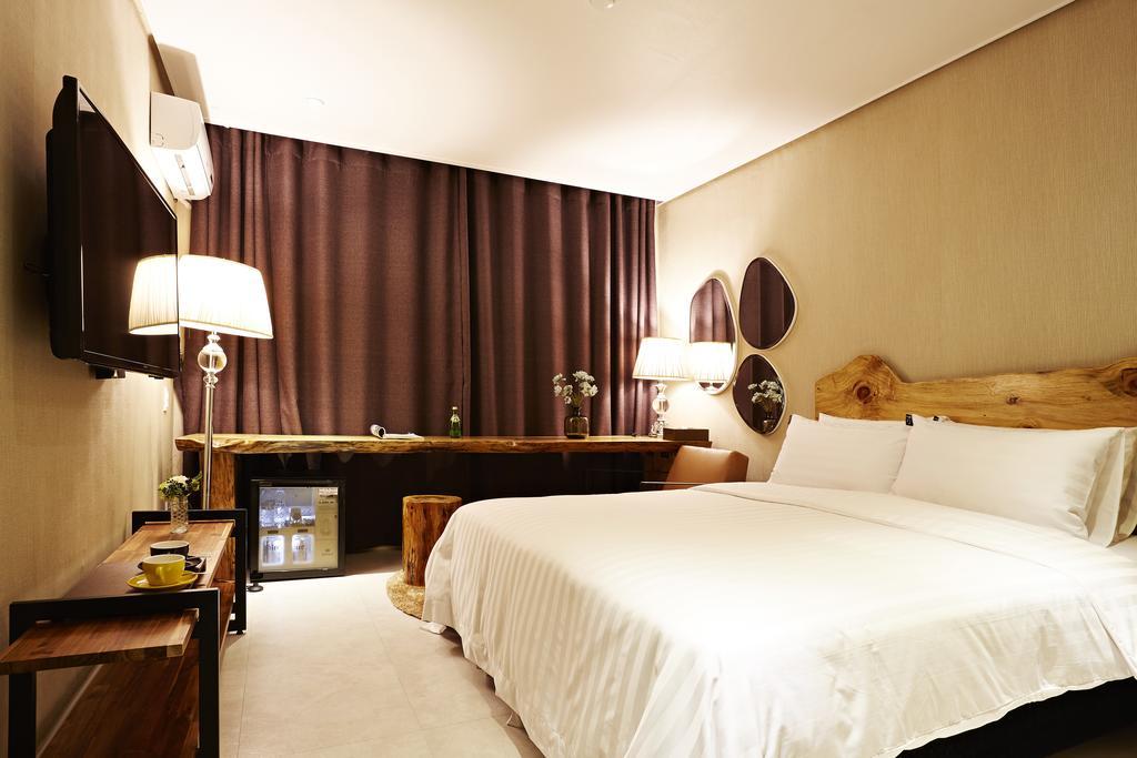 Hotel Namoo Cheong-Ju Cheongju Phòng bức ảnh